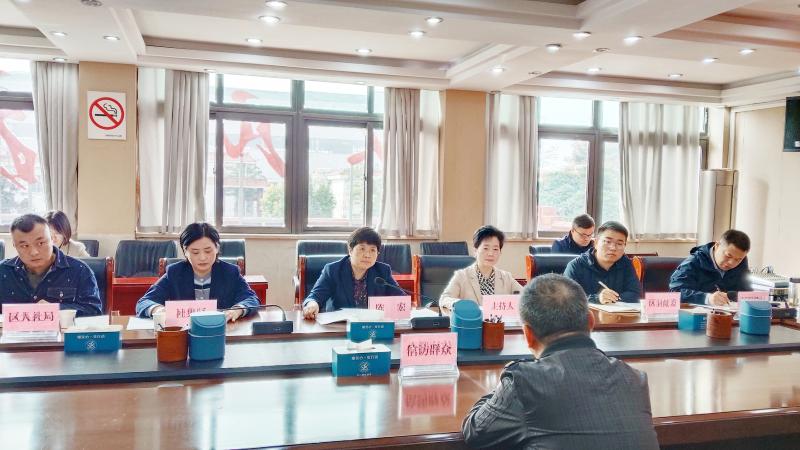 市委常委、组织部部长陈宏赴信访工作联系点杜集区矿山集街道带案下访